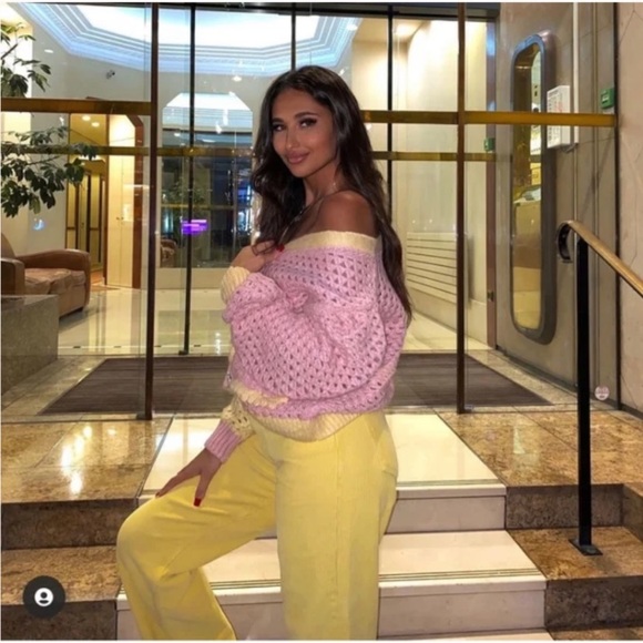 ZARA eyelet chunky knit oversized cardigan with jewel buttons - Picture 8 of 16